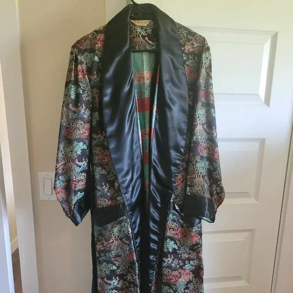 Vintage Satin Robe - Picture 1 of 4